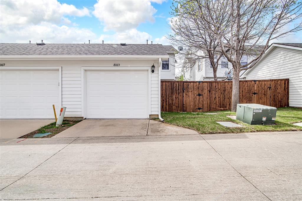 HOME TOWN NRH WEST - Residential