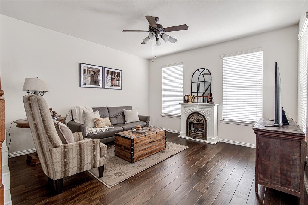 HOME TOWN NRH WEST - Residential