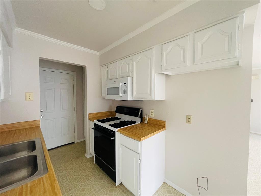 Edgemont Park 05 - Residential