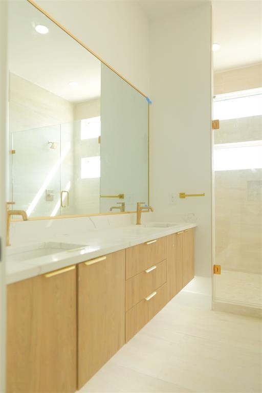 Ross Ave - Residential Lease