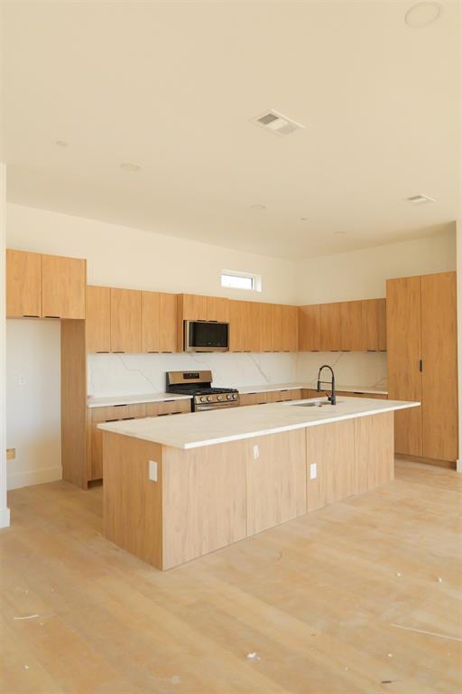 Ross Ave - Residential Lease