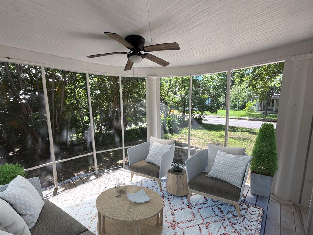 320 W 6th Street