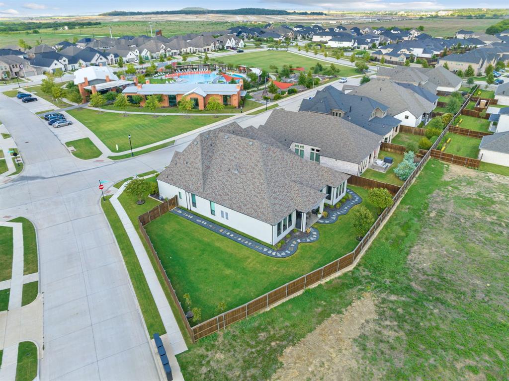 The Ridge at Northlake - Residential