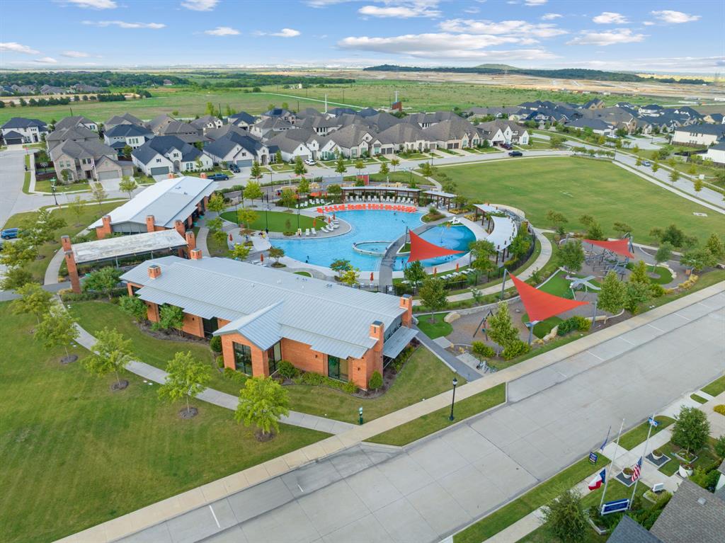 The Ridge at Northlake - Residential