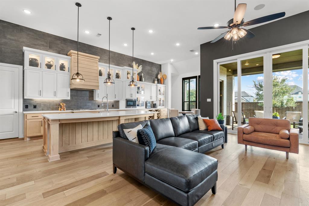 The Ridge at Northlake - Residential