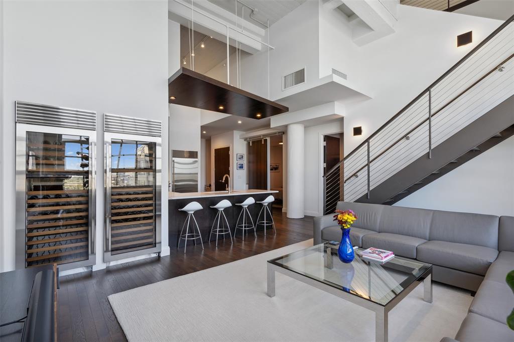 One Montgomery Plaza Residence Condo - Residential