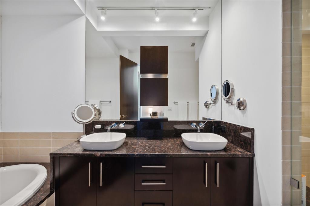 One Montgomery Plaza Residence Condo - Residential