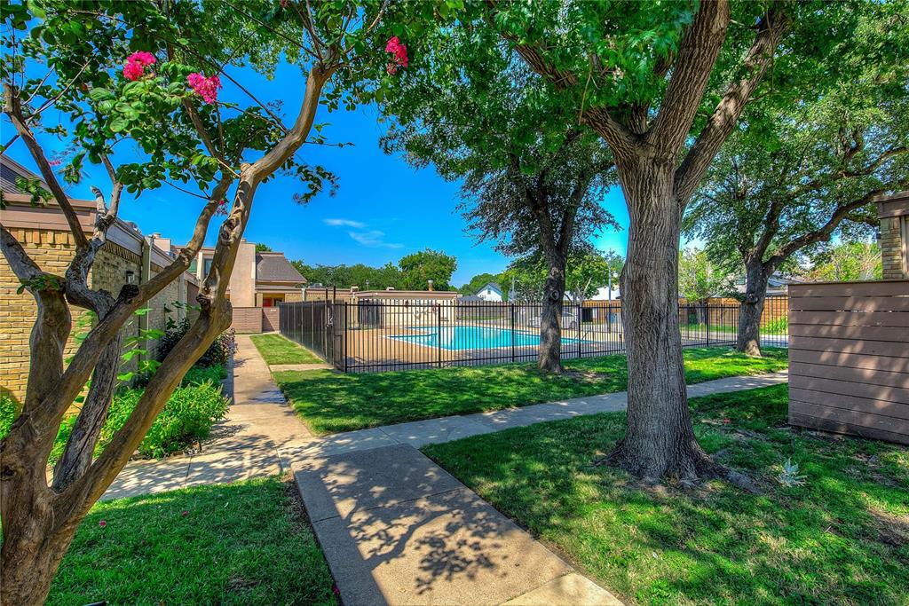 Park Lane Twnhms Ph 02 - Residential