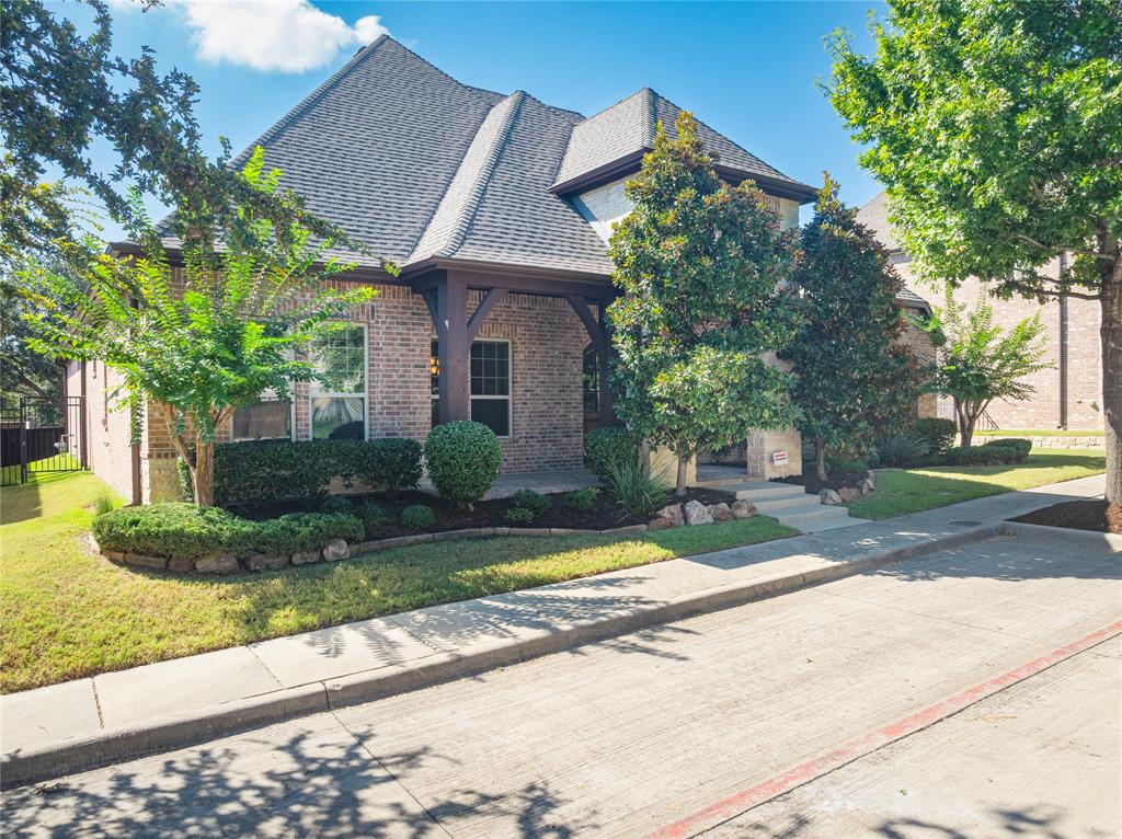 1385 Francie Way