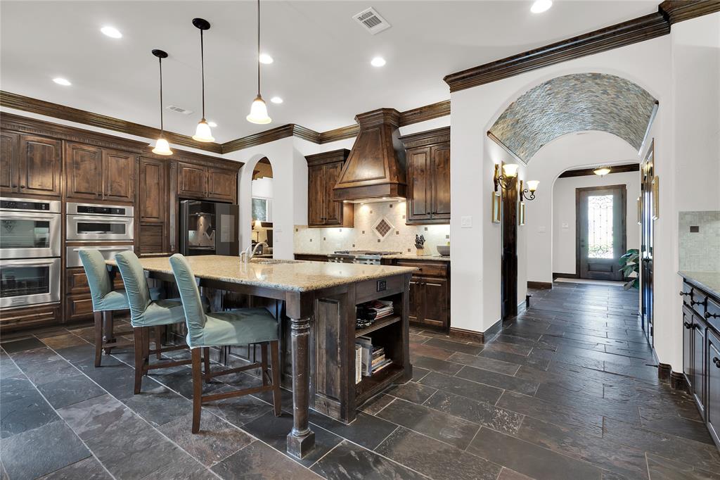 9000 Cedar Ridge