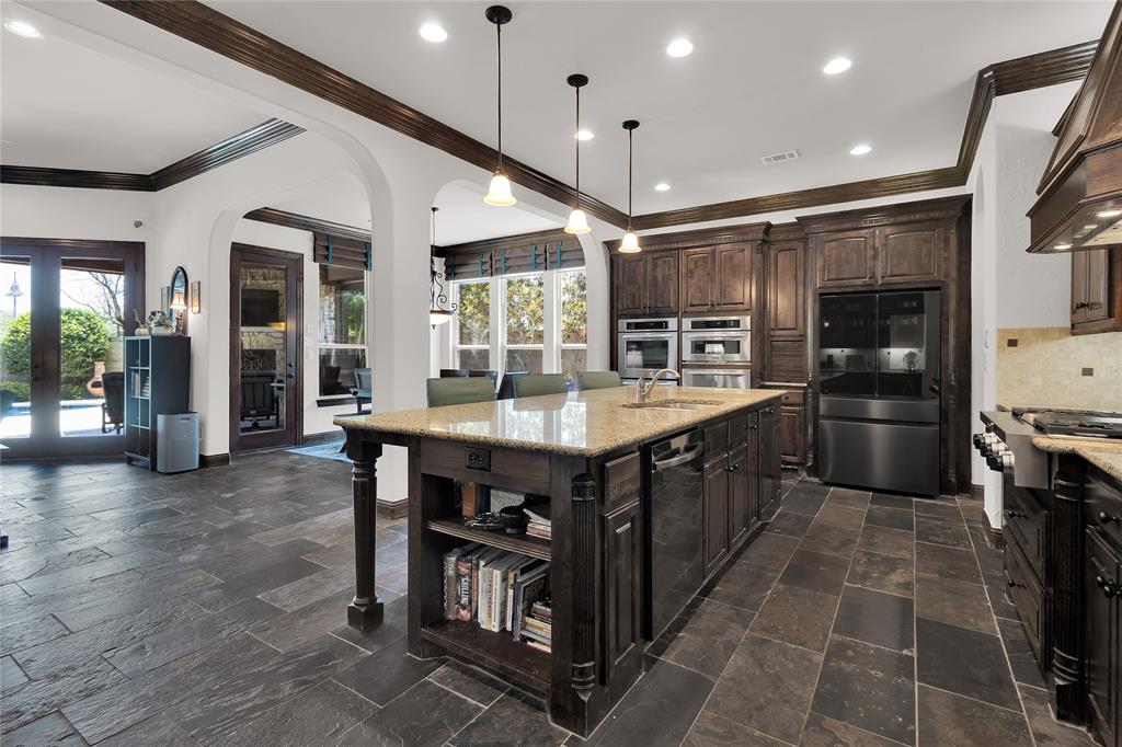 9000 Cedar Ridge