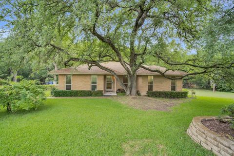 A home in Oak Leaf