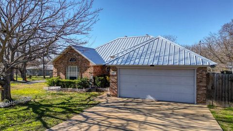 A home in Springtown