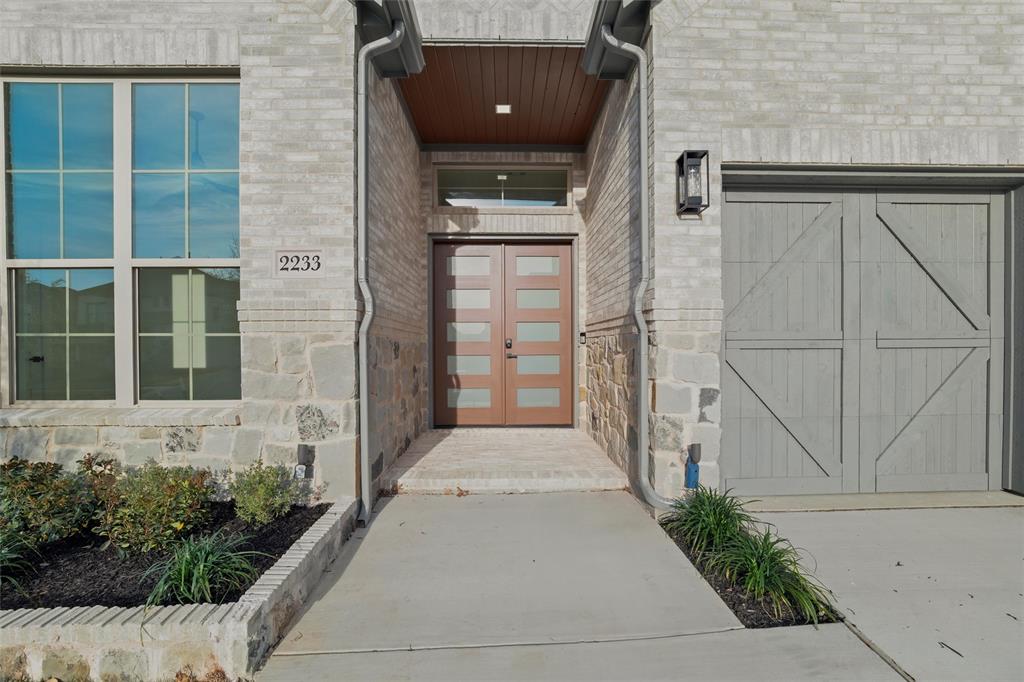 2233 Somercrest Place