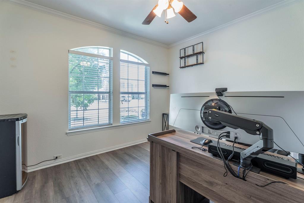 1404 Kittyhawk Drive