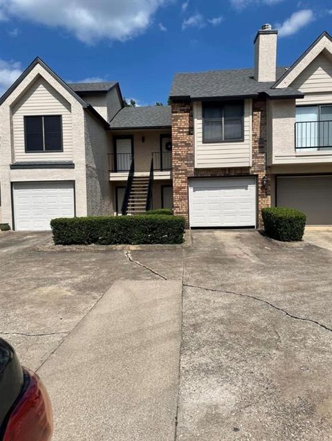 Photo of 823 Harwood Road, Hurst, TX 76054 (MLS # 21094225)
