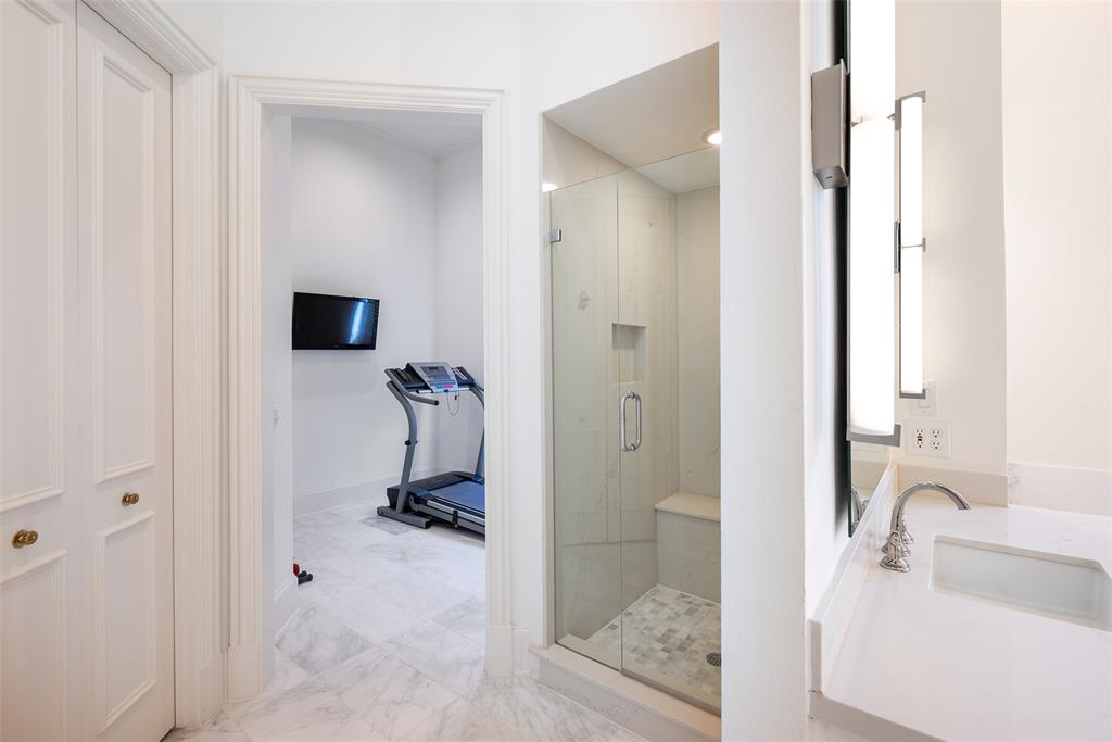 HILLCREST PARK - Residential