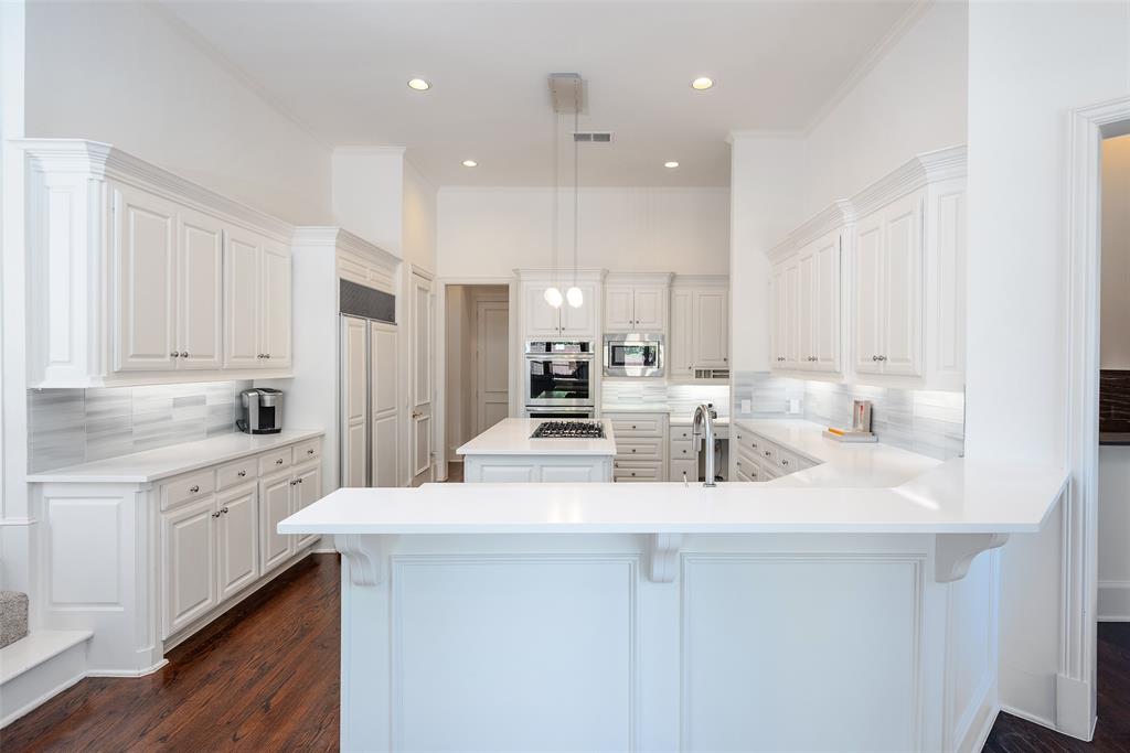 HILLCREST PARK - Residential