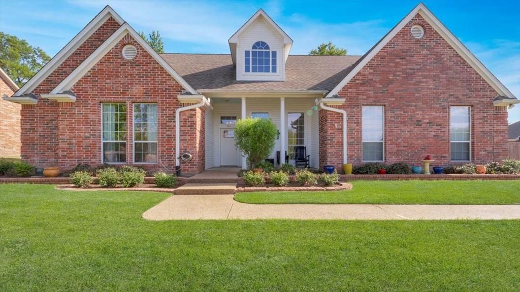 Photo of 514 Susie Street, Chandler, TX 75758 (MLS # 21236775)