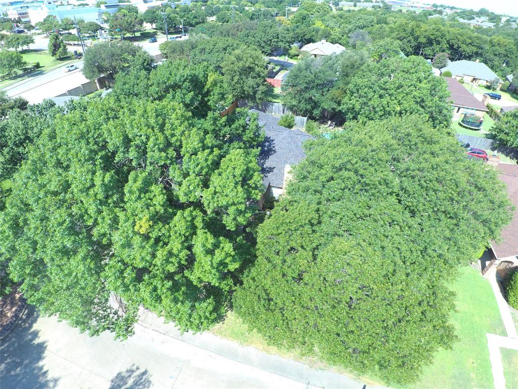 911 Canterbury Court