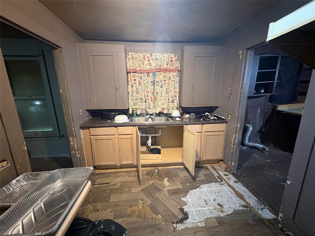 Freeman & Camps - Residential