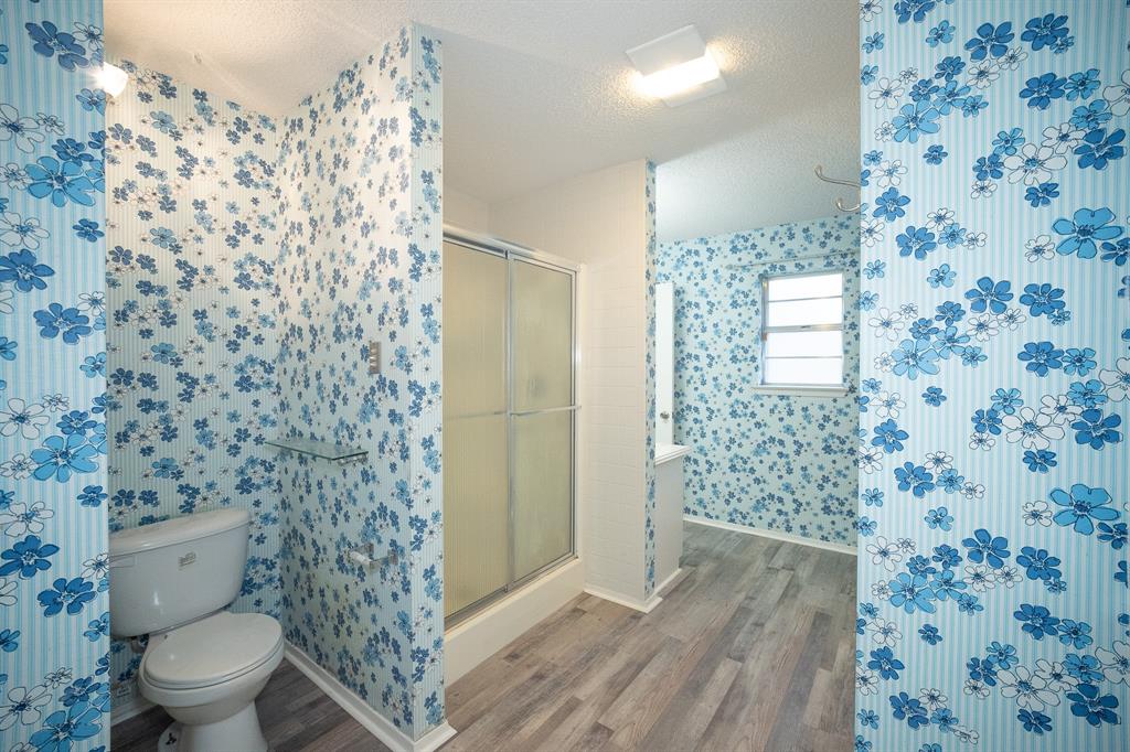 Crestwood - Residential
