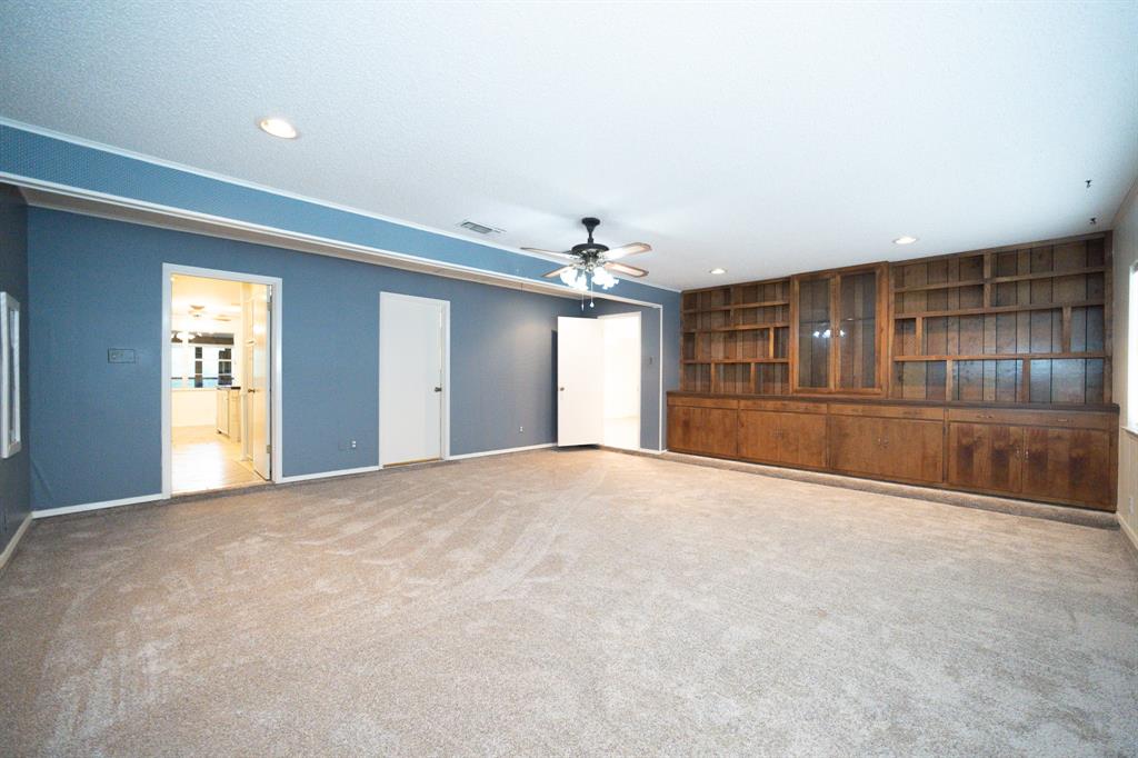 Crestwood - Residential