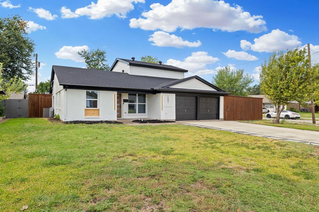 1231 Ridgeway Drive