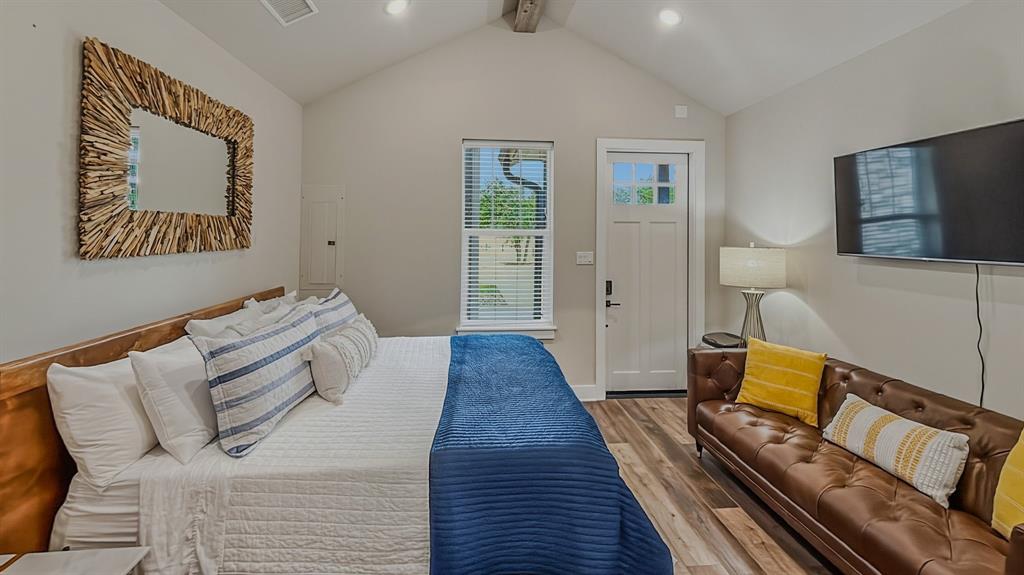 3412 Scenic Point Road 100