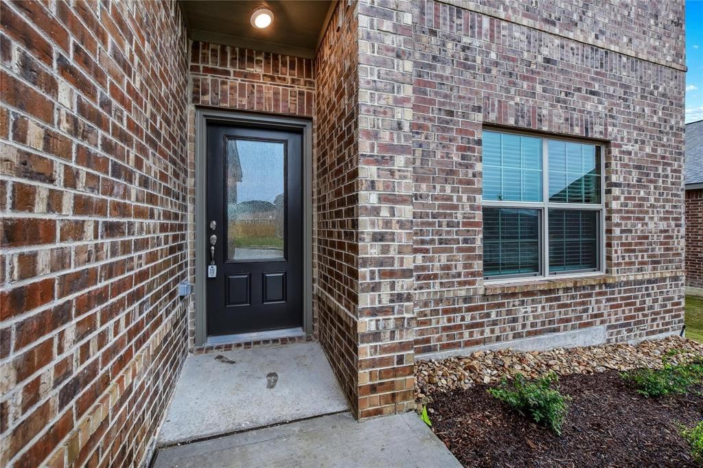 290 Moonstone Way