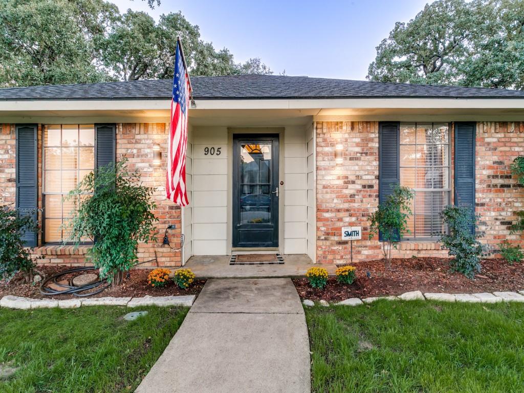 905 Summer Trail