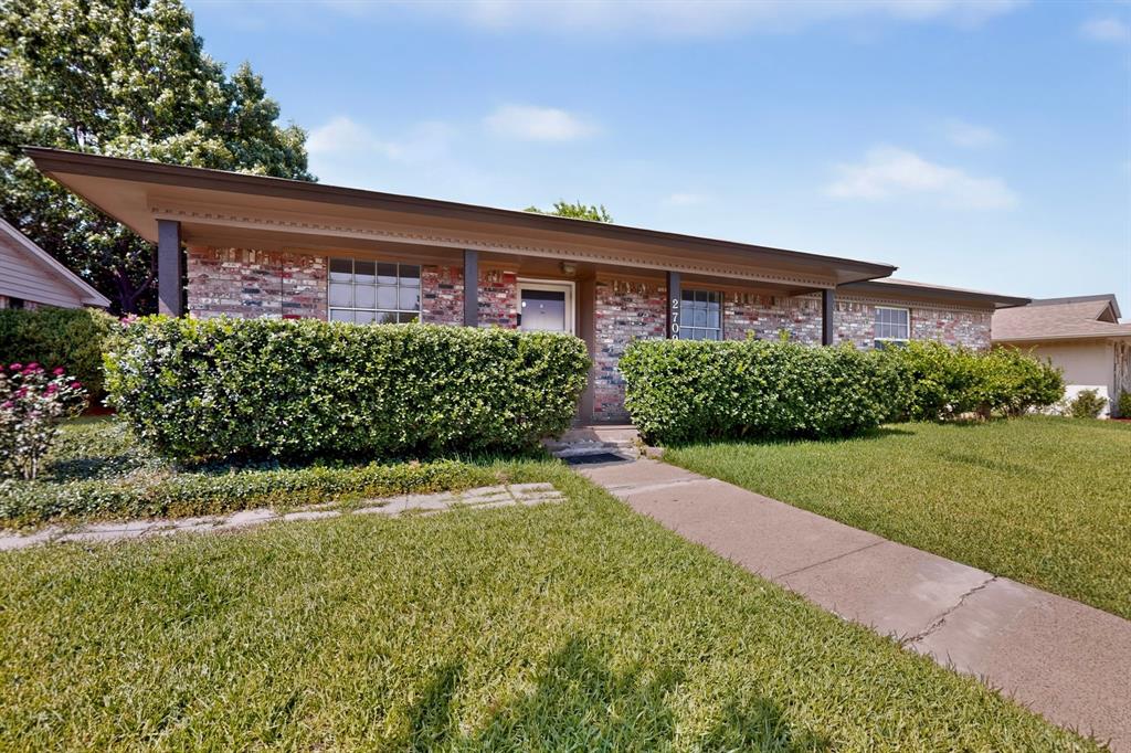 2709 Laramie Street