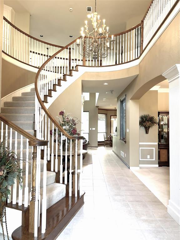 6803 Shoreview Drive