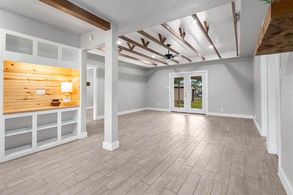 6012 Whispering Lane