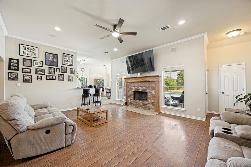 2701 Valley Ridge Lane