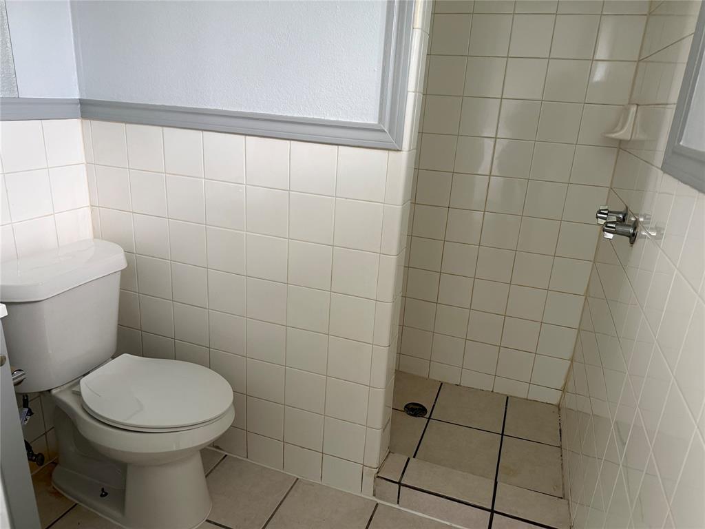 Rolling Hills 01 - Residential