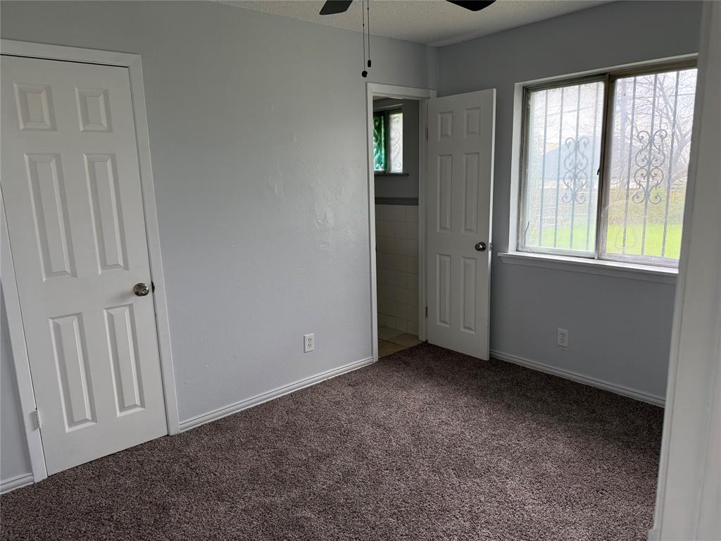 Rolling Hills 01 - Residential