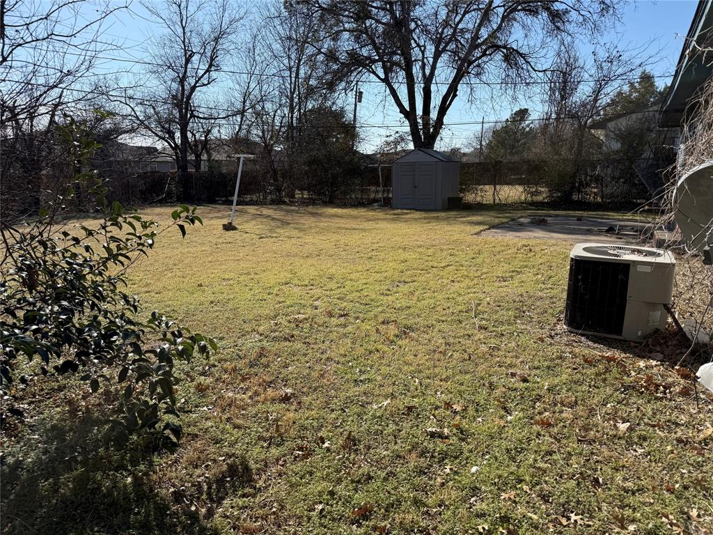 Rolling Hills 01 - Residential