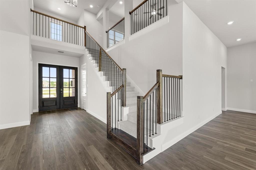 403 Spoonbill Road