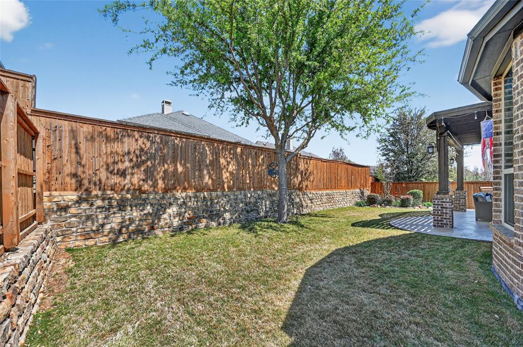 Bandera of Lantana - Residential