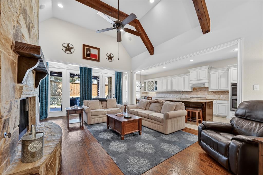 Bandera of Lantana - Residential