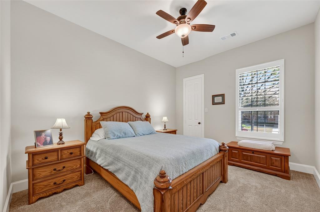 Bandera of Lantana - Residential