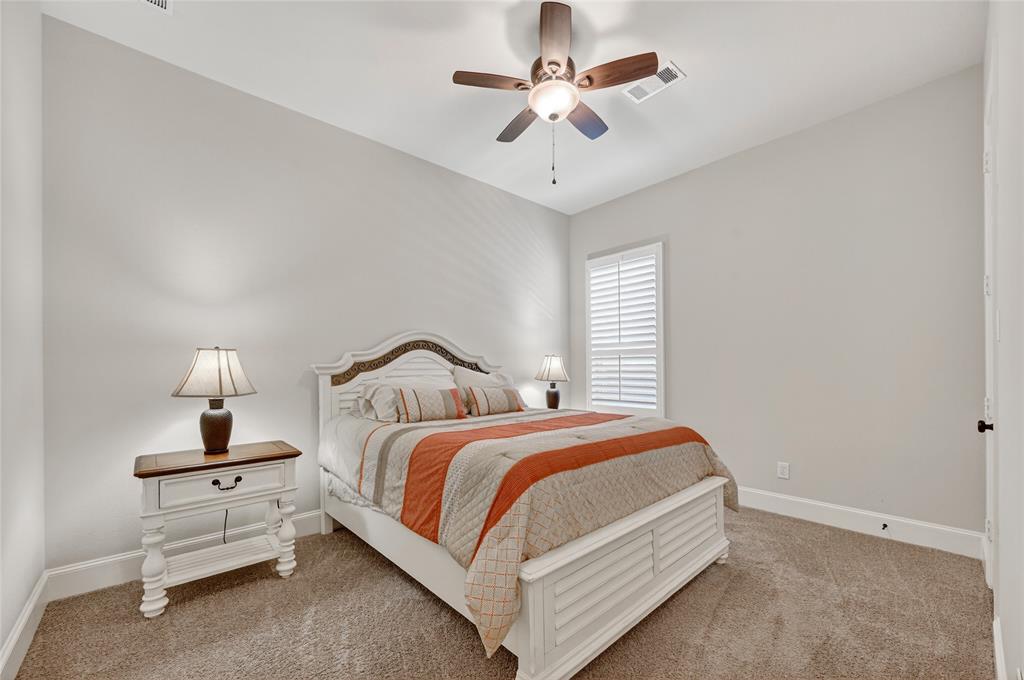 Bandera of Lantana - Residential