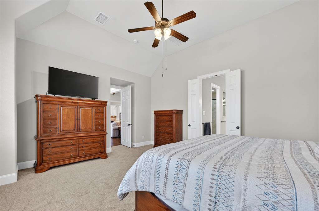 Bandera of Lantana - Residential