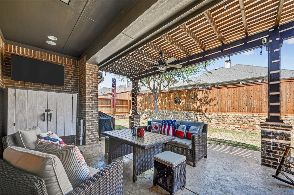 Bandera of Lantana - Residential