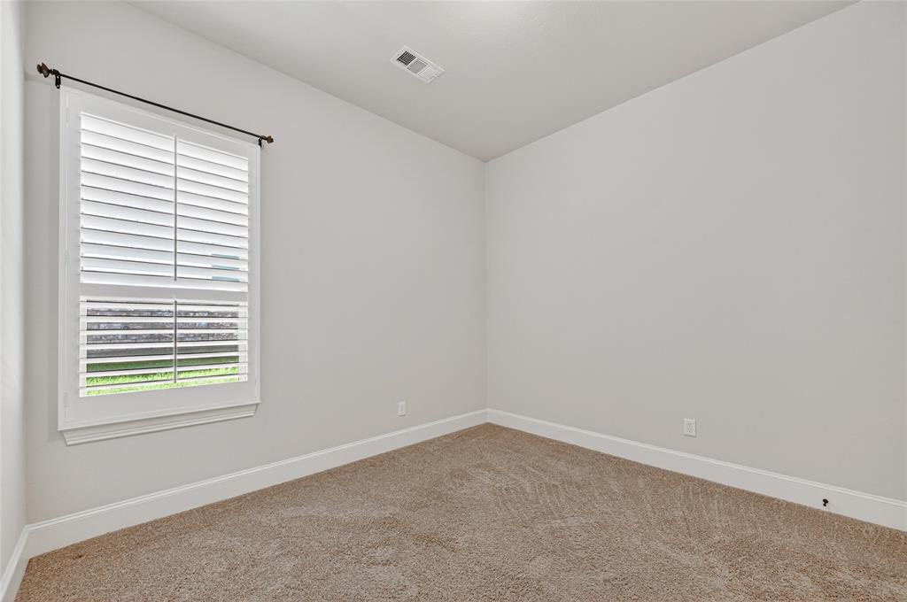 Bandera of Lantana - Residential