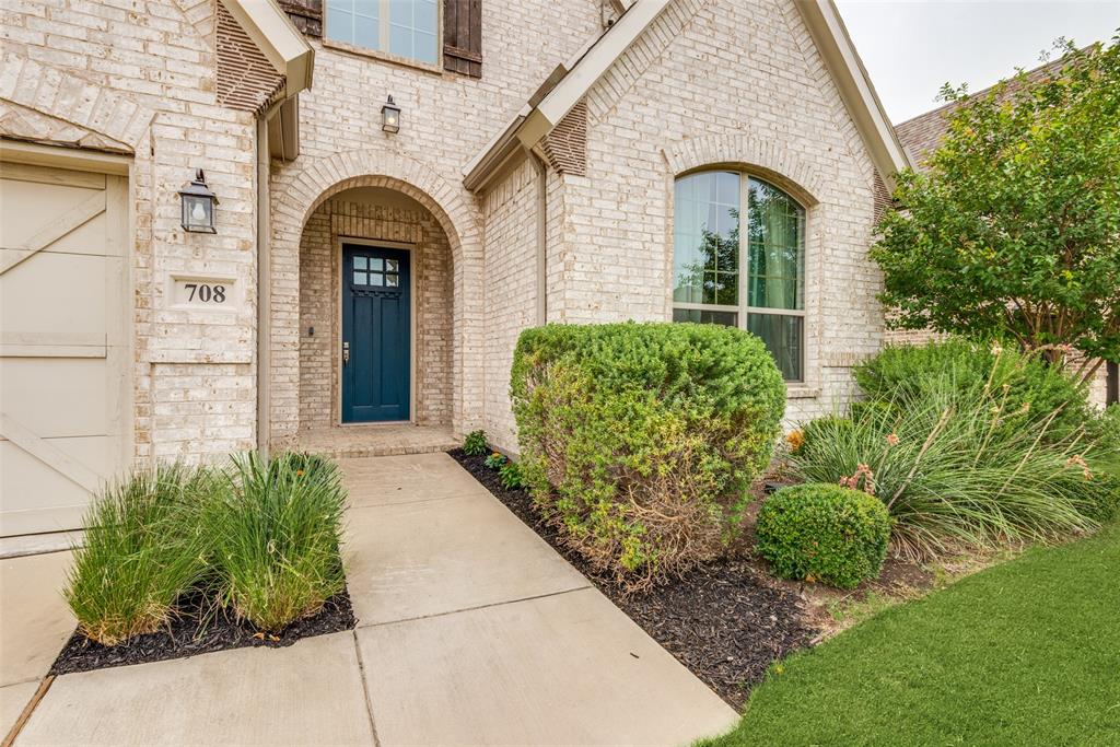 708 Dusty Trail