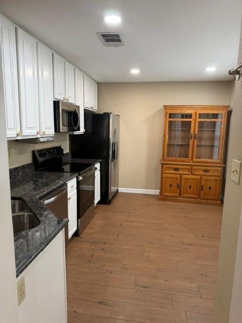 1828 Maplewood Trail