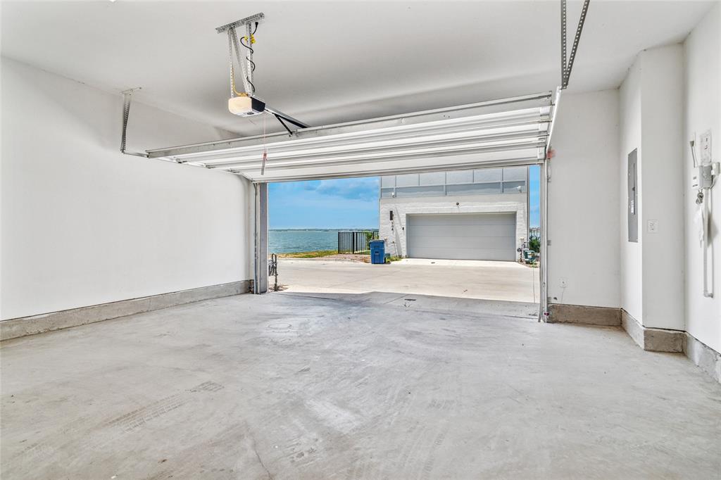 Sapphire Bay - Residential