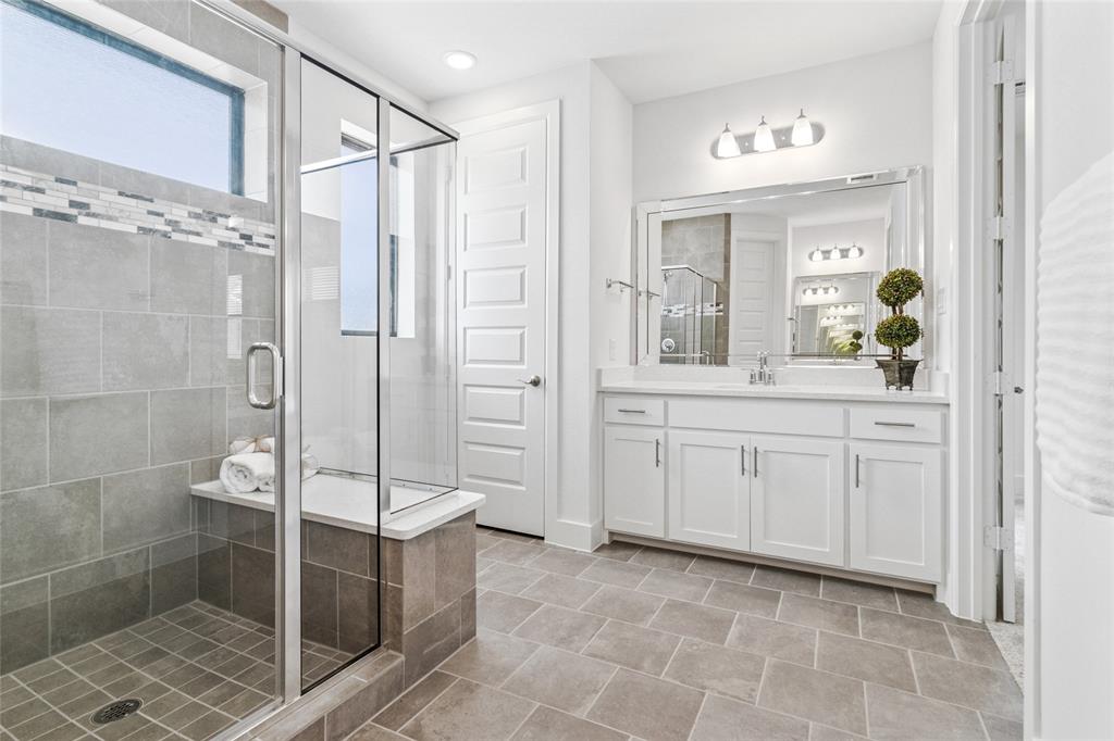 Sapphire Bay - Residential